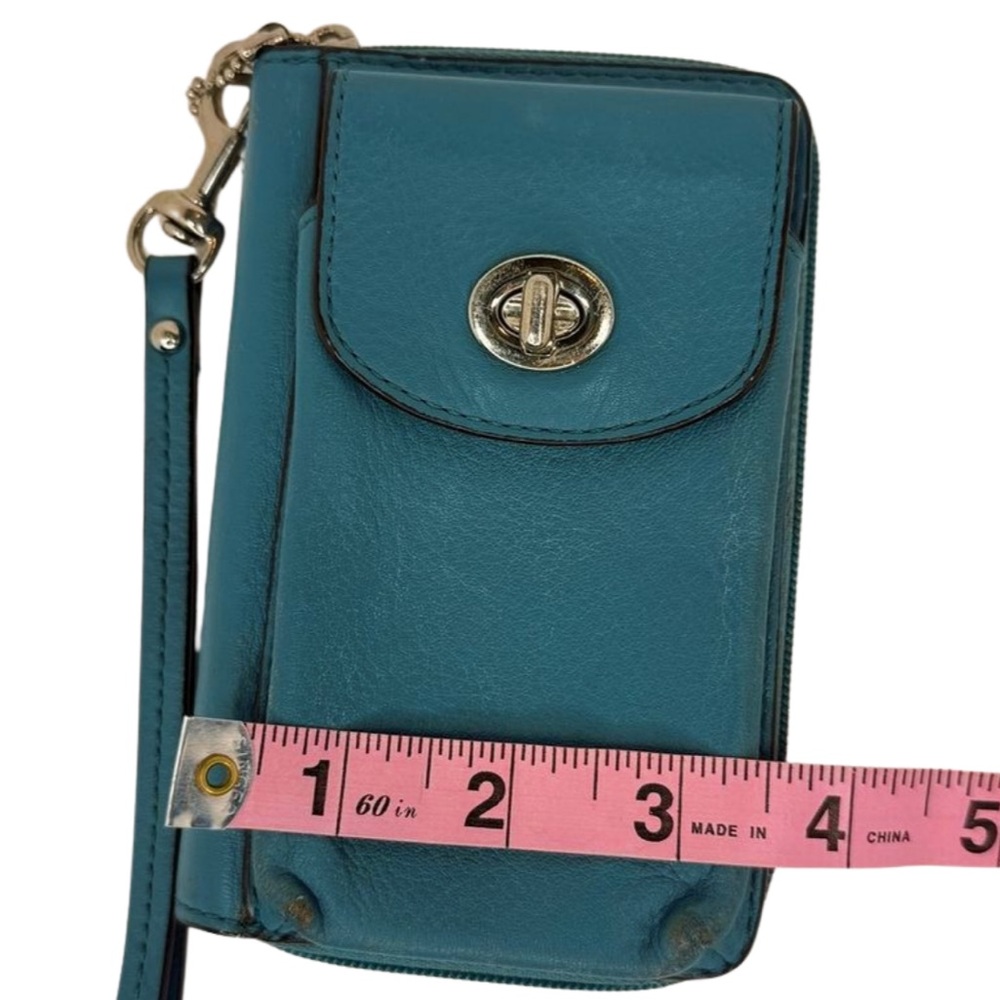 Coach Teal Blue Leather Turnlock Wristlet Wallet Zip Around ID Window - Picture 12 of 13